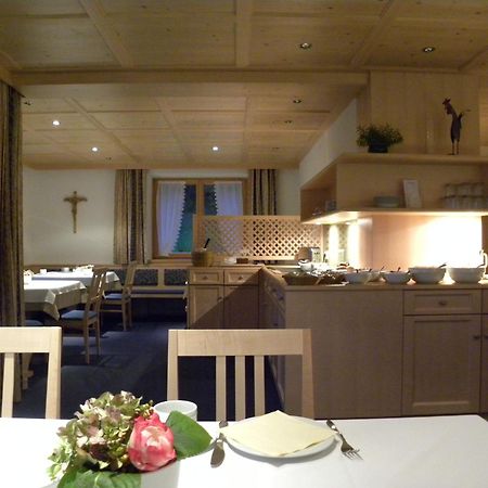 Ferienhaus Bergland Bizau Bagian luar foto