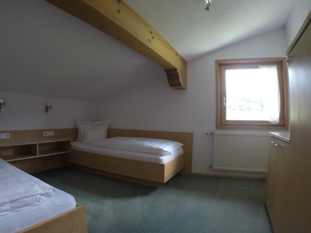 Ferienhaus Bergland Bizau Bagian luar foto