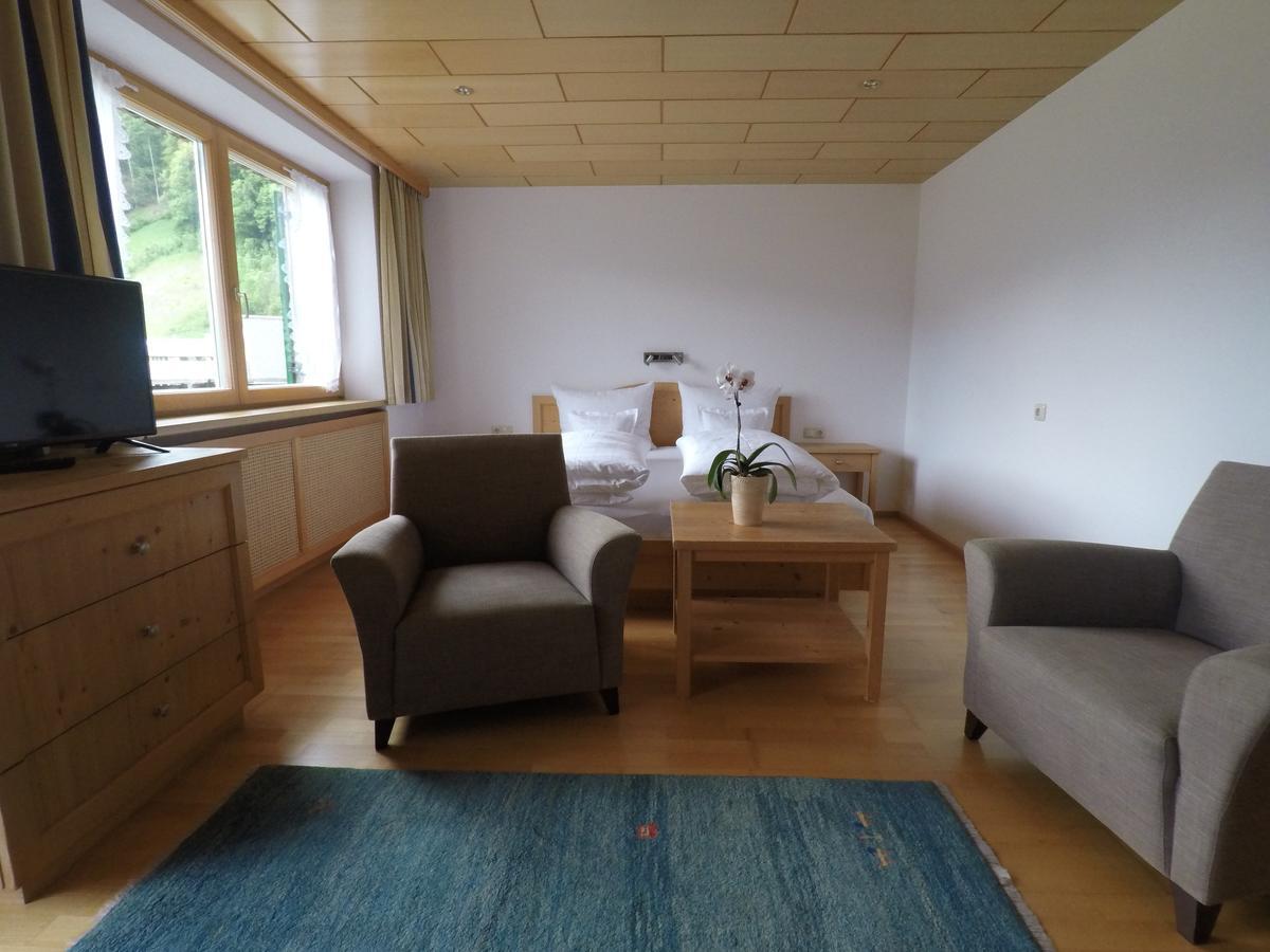 Ferienhaus Bergland Bizau Bagian luar foto