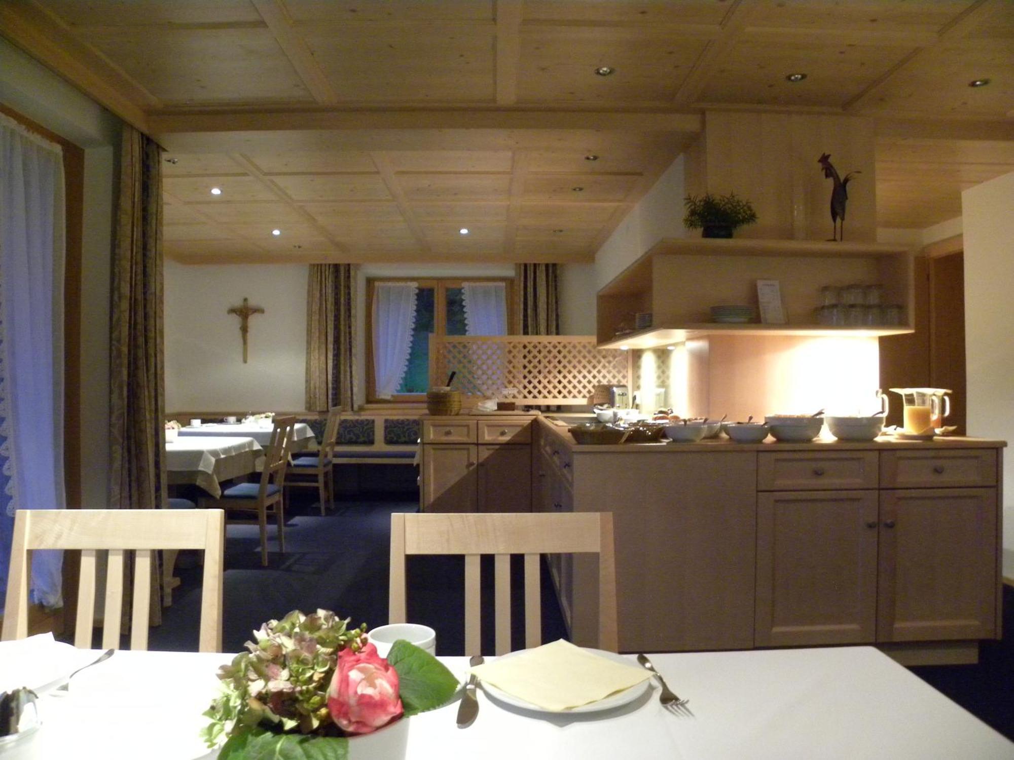 Ferienhaus Bergland Bizau Bagian luar foto